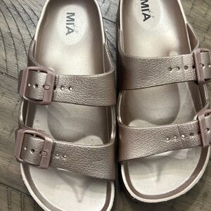 Mia soft sandals. Size 2 girls